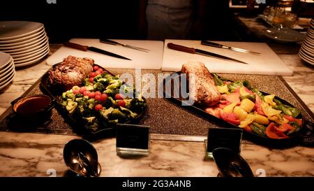 Ultima ricetta le Meridien Hotel International Gourmet buffet Ristorante pranzo Bangkok Thailandia Marriott Bonvoy Foto Stock