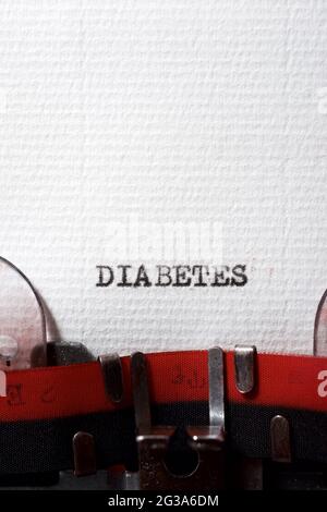 La parola diabete scritto con una macchina da scrivere. Foto Stock