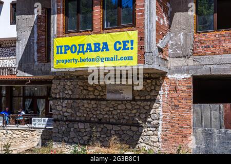 Piramidi di terra di Melnik, Bulgaria Foto Stock