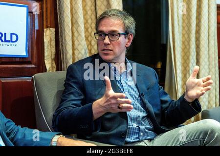 New York, Stati Uniti. 14 Giugno 2021. New York, NY - Giugno 14: BRET Stephens in una discussione sull'antisemitismo con Rabbi Shmuley Boteach, Bret Stephens e il Console Generale Polacco Adrian Kubickyi alla World Values Network il 14 Giugno 2021 a New York, New York. ( Credit: Steve Mack/Alamy Live News Foto Stock