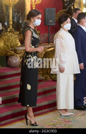 Madrid, Spagna. 15 giugno 2021. Re spagnolo Felipe VI, Regina Letizia Ortizia durante una cena di gala al Palazzo reale, a Madrid, a causa del viaggio ufficiale del presidente Soth Corea in Spagna, a Madrid martedì 15 giugno 2021. Credit: STAMPA CORDON/Alamy Live News Foto Stock