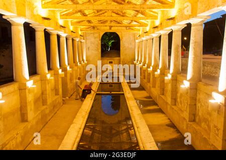 FRANCIA. ARDECHE (07) BOURG SAINT ANDEOL LA LAUNDERETTE DELLA VALLE DEI TURNI Foto Stock