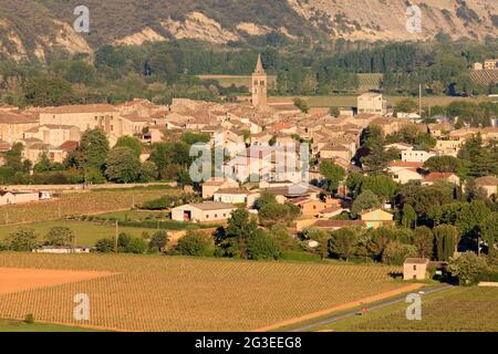 FRANCIA. ARDECHE (07) VALLON PONT D'ARC IL VILLAGGIO Foto Stock