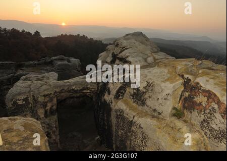 Tramonto nel castello di Regenstein Foto Stock