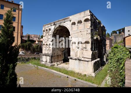 Italia, Roma, foro Boario, Forum Boarium, arco di Giano Foto Stock