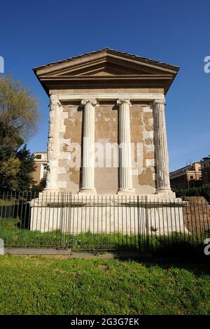 Italia, Roma, foro Boario, tempio di Portuno Virilis Foto Stock
