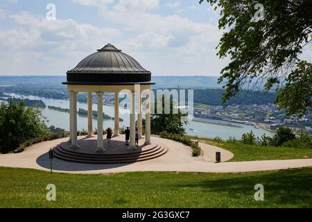 Niederwaldtempiale, costruito nel 1788 con vista sul fiume reno vicino Ruedesheim am Rhein. Foto Stock