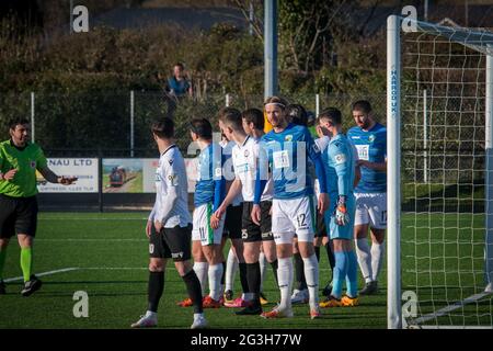 Bala, Galles 10 aprile 2021. JD Cymru Premier match tra Bala Town e i nuovi Santi, giocato a Maes Tegid,Bala. Foto Stock