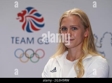 Lucy Hope durante la sessione di kitting out per le Olimpiadi di Tokyo 2020 al Birmingham NEC, Regno Unito. Data immagine: Mercoledì 16 giugno 2021. Foto Stock