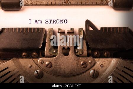 Vintage iscrizione fatta da una vecchia macchina da scrivere Foto Stock