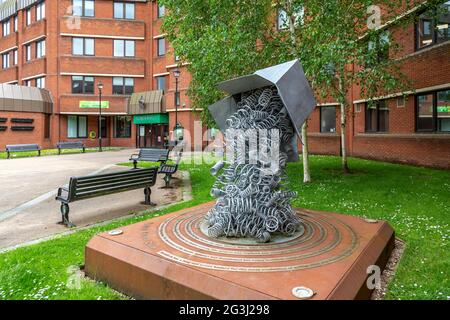 Celebrazione dei primeggiatori nel centro di Redditch, Worcestershire. Foto Stock