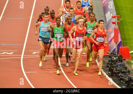 LONDRA, INGHILTERRA - 5 AGOSTO, Afewerk Mesfin di Etiopia, Evan Jager e Donald Cabral degli Stati Uniti nella finale della Mens 3000m steeplechase durante la sessione serale di atletica allo Stadio Olimpico il 5 agosto 2012 a Londra, Inghilterra Foto di Roger Sedres / Gallo Images Foto Stock