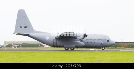 LEEUWARDEN, Paesi Bassi - 10 giugno 2016: Olandese Air Force Lockheed C-130H-30 Hercules (L-382) [G-273] durante una dimostrazione Foto Stock