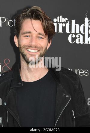Beverly Hills, California, USA 16 Giugno 2021 Marcus Yves partecipa alla Los Angeles Premiere of the Birthday Cake il 16 Giugno 2021 al fine Arts Theatre di Beverly Hills, California, USA. Foto di Barry King/Alamy Live News Foto Stock