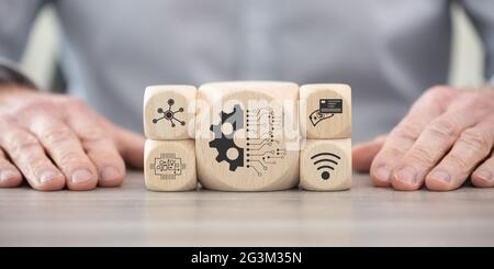 Blocchi di legno con il simbolo del concetto di disgregazione digitale Foto Stock