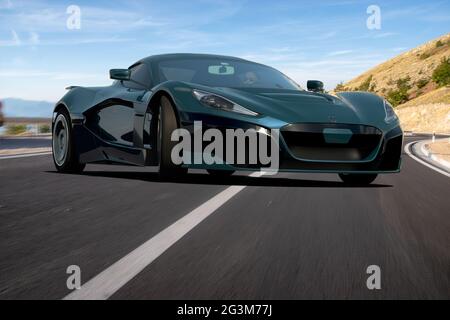 L'iperauto elettrica di Rimac Two che porta la curva ad alta velocità Foto Stock