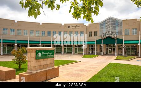 SPARTANBURG, SC, USA-13 GIUGNO 2021: La Meeting Street Academy è una filiale della scuola di Charleston che serve studenti di età compresa tra i 3-4 e il 5° grado. Foto Stock