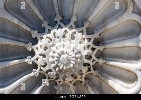 Scultura in marmo ottomano dettaglio d'arte Foto Stock