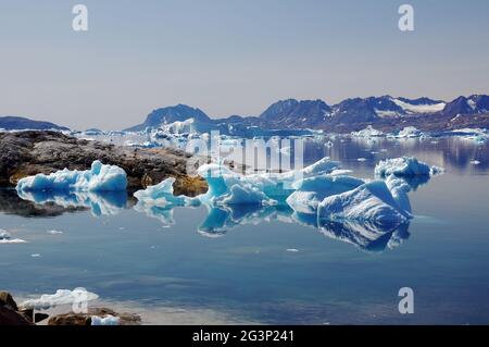 Calma estate nella groenlandia orientale Foto Stock