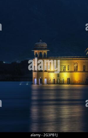 JAL mahal di notte Foto Stock