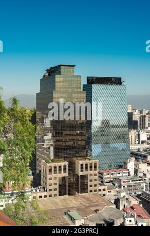 Paesaggio urbano del centro di Santiago del Cile Foto Stock