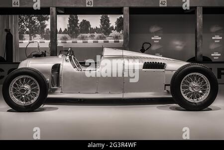 Museo di August Horch nella città di Zwickau - auto da corsa al momento del 1936 Foto Stock