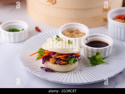 gua bao taiwanese, hamburger asiatico Foto Stock