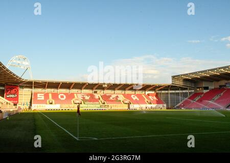 Llanelli, Galles 15 giugno 2021. Incontro internazionale tra donne del Galles e donne della Scozia Foto Stock