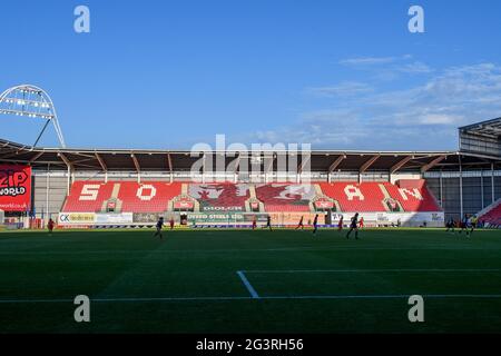 Llanelli, Galles 15 giugno 2021. Incontro internazionale tra donne del Galles e donne della Scozia Foto Stock