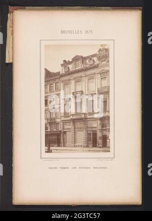 Van Het Gebouw Op Boulevard Central 105a te Brussel all'aperto; case pluripremiate con nuovi viali. . Foto Stock