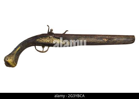 Autentica antica pistola manuale isolato su uno sfondo bianco Foto Stock