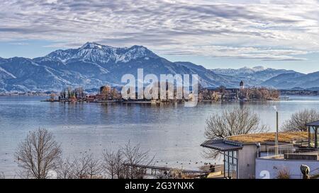 Fraueninsel von Gstadt, Chiemsee, Baviera, Germania Foto Stock