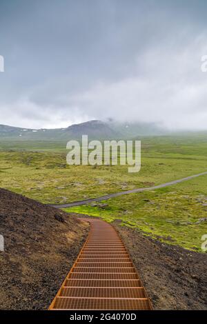 Salita al cratere Sassholl nel sud dell'Islanda Foto Stock