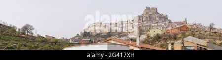 Vista panoramica sulla città di Panaroma della storica collina coty di Morella nella Spagna centrale Foto Stock