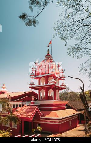 Panaji, Goa, India. La Torre del Tempio Indù Maruti o Tempio Hanuman si trova a Panjim. Costruito in onore del Dio delle scimmie Haruman. Famoso Foto Stock