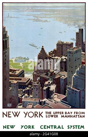 New York. L'Upper Bay da Lower Manhattan. New York Central System di Leslie Darrel Ragan (1897-1972). Poster vintage restaurato pubblicato nel 1935 negli Stati Uniti. Foto Stock