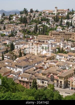 GRANADA, ANDALUSIA/SPAGNA - 7 MAGGIO : Vista di Granada in Andalusia Spagna il 7 maggio 2014 Foto Stock