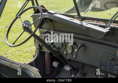 Interior vecchio American WW2 Jeep Foto Stock