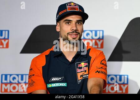 Barcellona, Spagna. 17 Giugno 2021. Conferenza stampa del Gran Premio di Germania del MotoGP Liqui Moly sul circuito Sachsenring di Hohenstein-Ernstthal, Germania, giugno 17, 2021 nella foto: Oliveira Rueda de prensa del Gran Premio Liqui Moly de MotoGP de Alemania en el circuito de Sachsenring, Hohenstein-Ernstthal, Alemania 17 de Junio de 2021 POOL/ MotoGP.com/Cordon le immagini per la stampa saranno esclusivamente editoriali. Credito obbligatorio: © motogp.com credito: CORDON PRESS/Alamy Live News Foto Stock