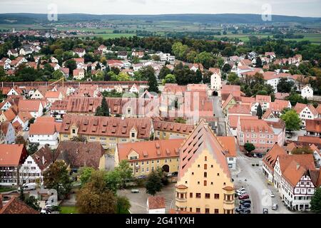 Vista aerea della skyline di Nordlingen Baviera in Germania Foto Stock