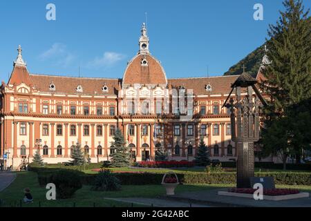 BRASOV, TRANSILVANIA/ROMANIA - SETTEMBRE 20 : Vista della prefettura di Brasov Transilvania Romania il 20 settembre 20 Foto Stock