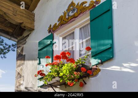 Casa storica con Lüftlmalerei a Unterammergau, alta Baviera, Allgäu, Baviera, Germania Foto Stock