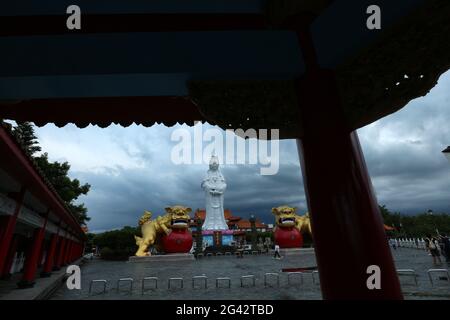 Bouddhist Temple - Zhongzheng Park - Shoushan Road - Zhongzheng District - Keelung City - Taïwan Foto Stock