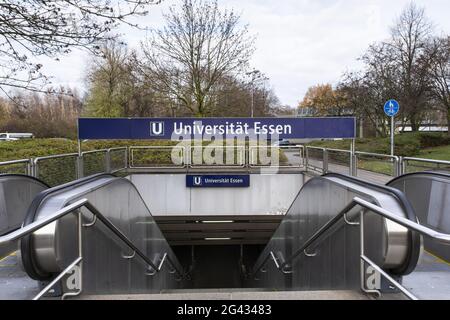 Stazione della metropolitana Università di Essen, Essen, zona Ruhr, Nord Reno-Westfalia, Germania Foto Stock