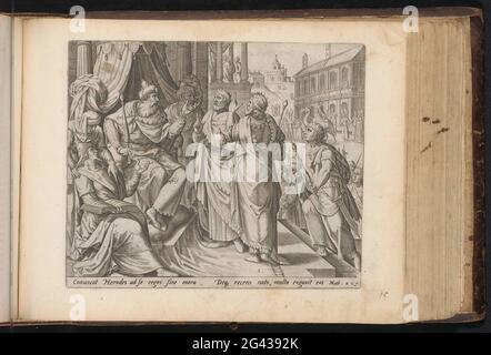 I tre re visitano Erode; dal Wysen uyt est; Gioventù di Cristo; Den Grooten Figuer Bibel (...). I tre re visitano il re Erode e gli chiedono dove possono trovare il nuovo re degli Ebrei. Sotto la mostra un riferimento in latino al testo della Bibbia in MAT. 2: 7. Questa stampa fa parte di un album. Foto Stock