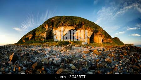 Kings Caves, Blackwaterfoot, Isola di Arran, Scozia, Regno Unito Foto Stock