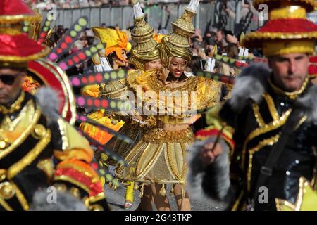 Sfilata al Lemon Festival, Menton, Provenza-Alpi-Costa Azzurra, Francia Foto Stock