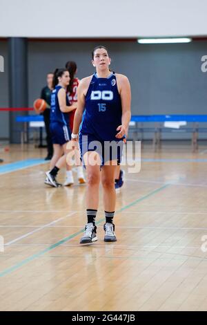 Alhaurin De la Torre, Spagna. 17 Giugno 2021. Daira Varas visto durante il Fase de Ascendo Liga Femenina 2 tra Distrito Olimpico e Ekke CB Lleida in Alhaurin de la Torre.(Punteggio finale: (Distrito Olimpico 76:50 Ekke CB Lleida) Credit: SOPA Images Limited/Alamy Live News Foto Stock