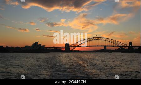 Sydney, 10 aprile 2016. Tramonto a Sydney. Foto Stock