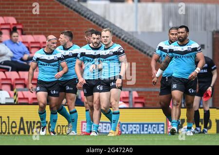 Leigh, Regno Unito. 19 giugno 2021. Adam Swift (21) di Hull FC celebra la sua prova a Leigh, Regno Unito il 19/2021. (Foto di Craig Thomas/News Images/Sipa USA) Credit: Sipa USA/Alamy Live News Foto Stock